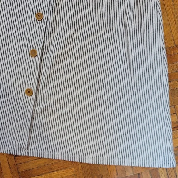 Denim&Co Blue and White Striped A-Line Skirt Size Medium - Picture 9 of 10